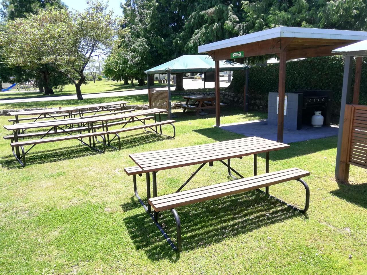 Mawley Holiday Park Masterton Exterior photo