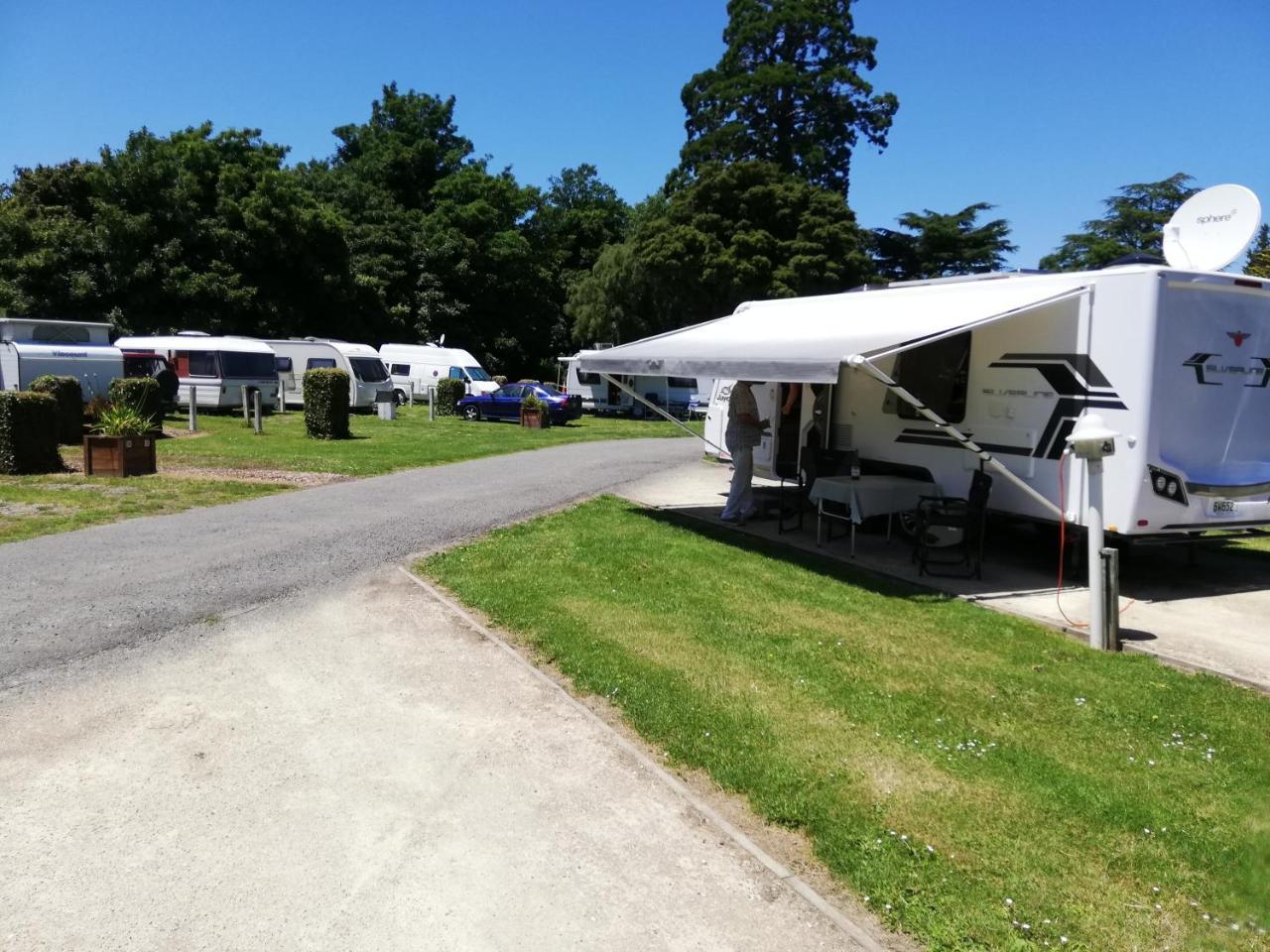 Mawley Holiday Park Masterton Exterior photo